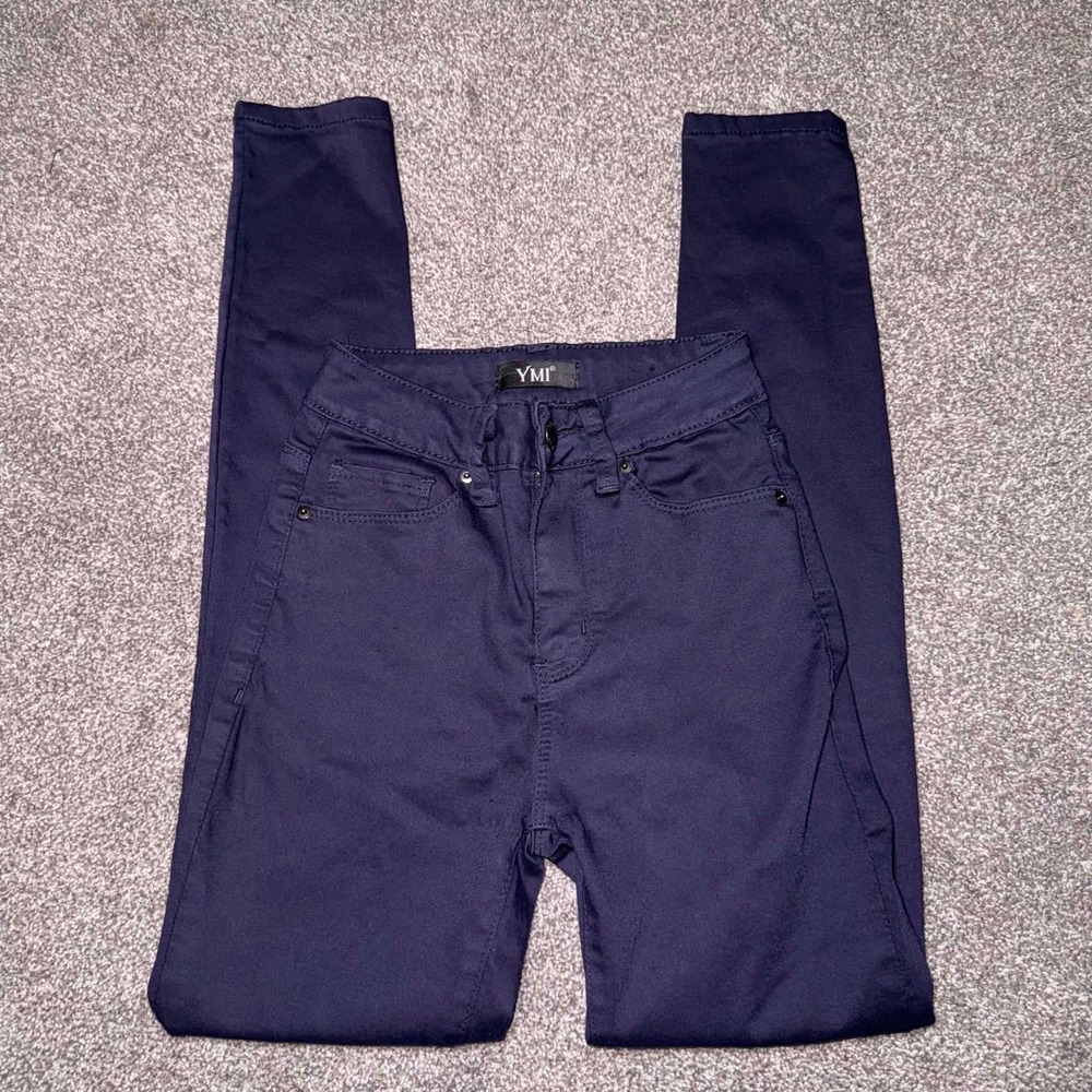 YMI Women's Navy Blue‎ High-rise Skinny Jeans Size 3/26
